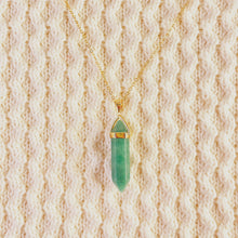 Load image into Gallery viewer, JADE  CRYSTAL NECKLACE
